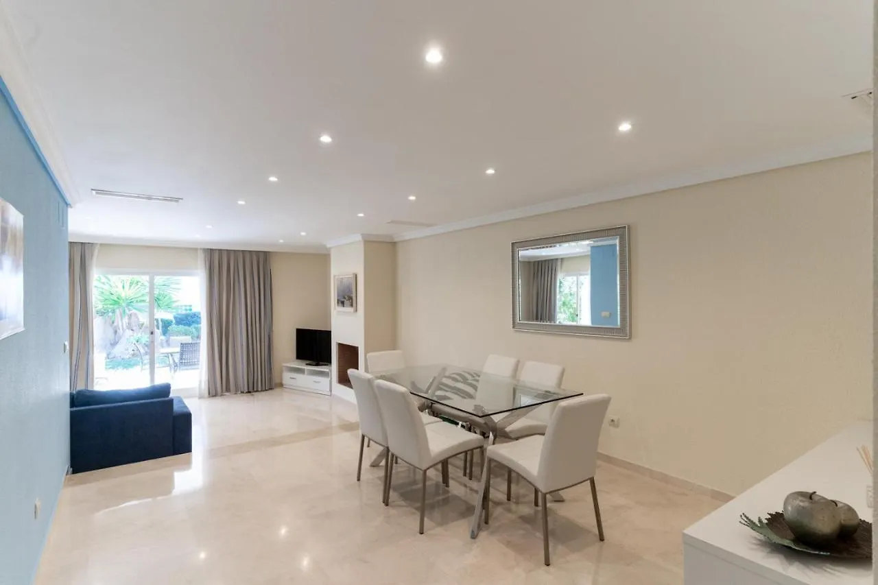 Vip Dominion Beach Estepona Apartment