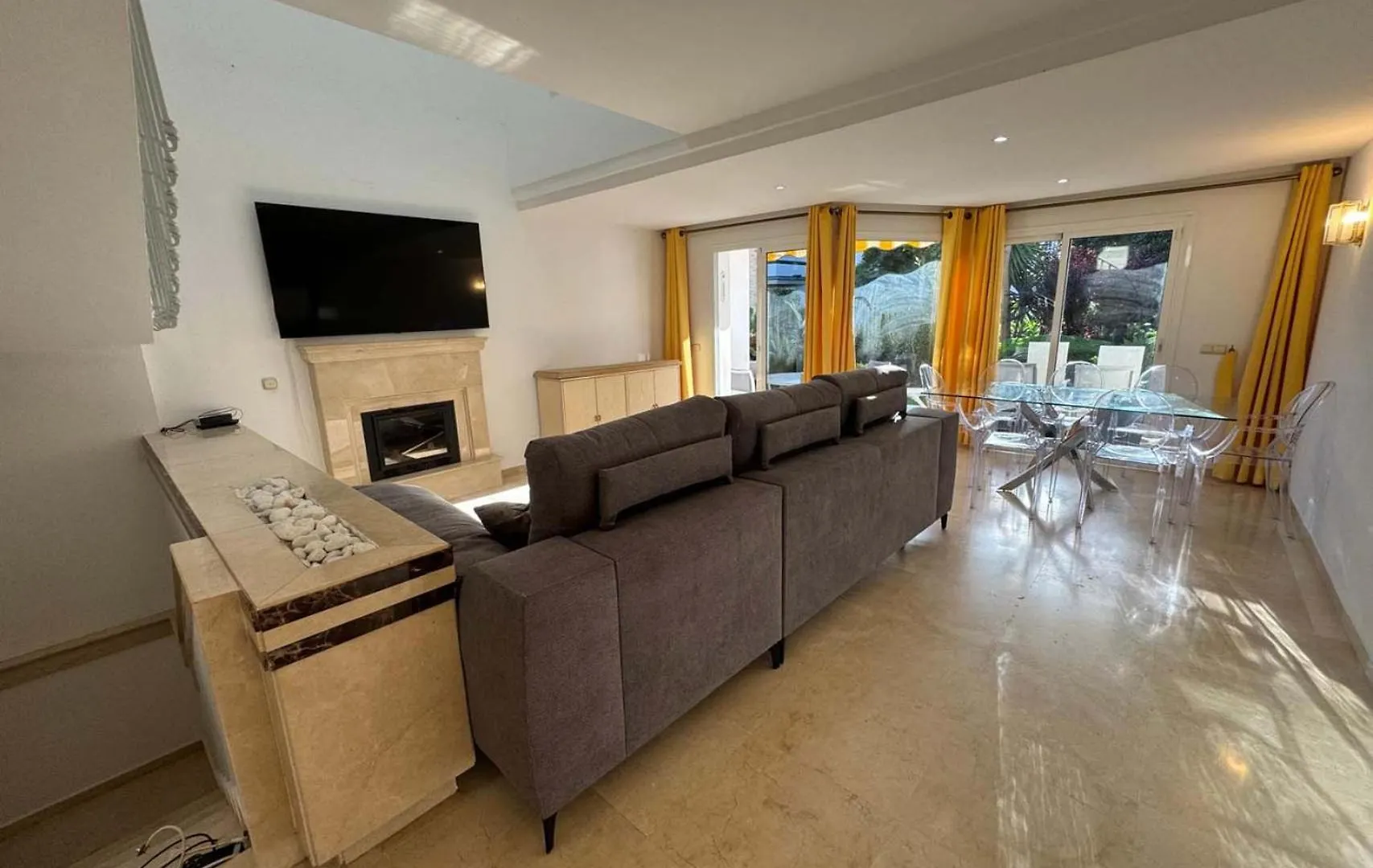 Vip Dominion Beach Estepona Apartment