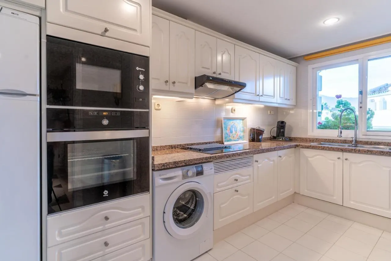 Vip Dominion Beach Estepona Apartment