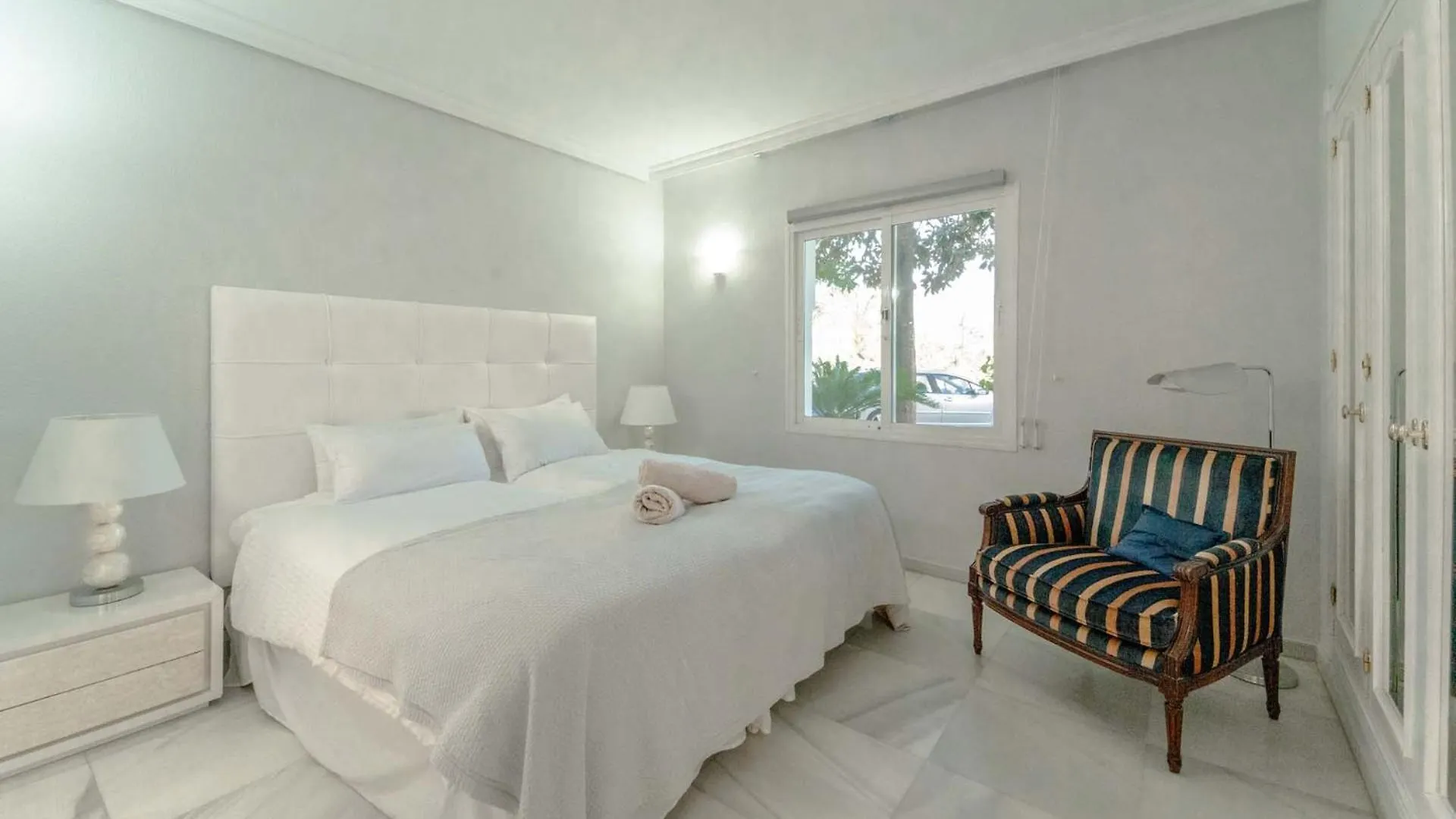 Vip Dominion Beach Estepona Apartment